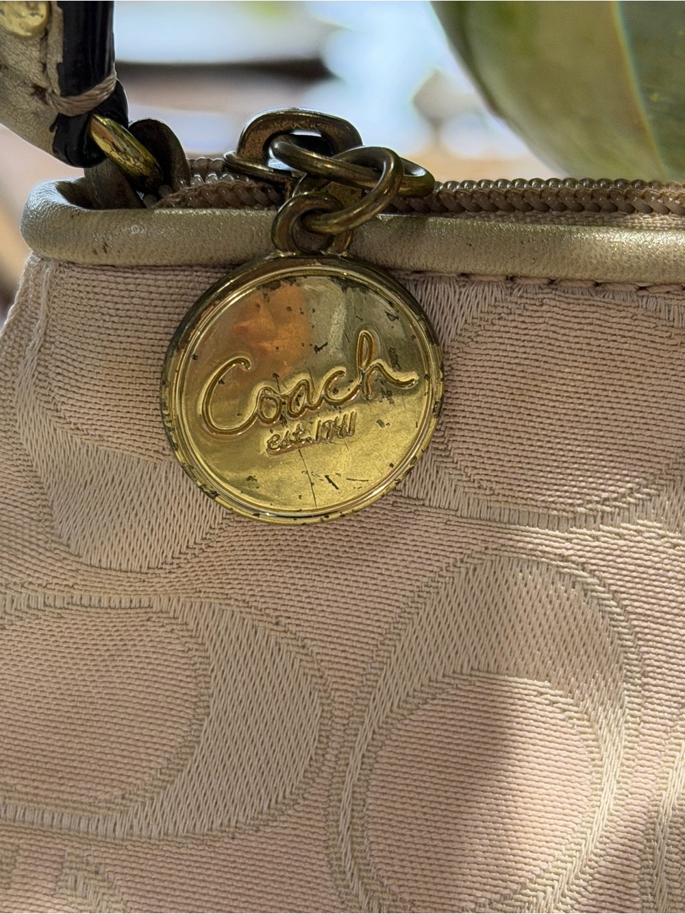 Y2K Coach Mini Shoulder Bag in Blush Beige with Gold Hardware vintage - Picture 3 of 14